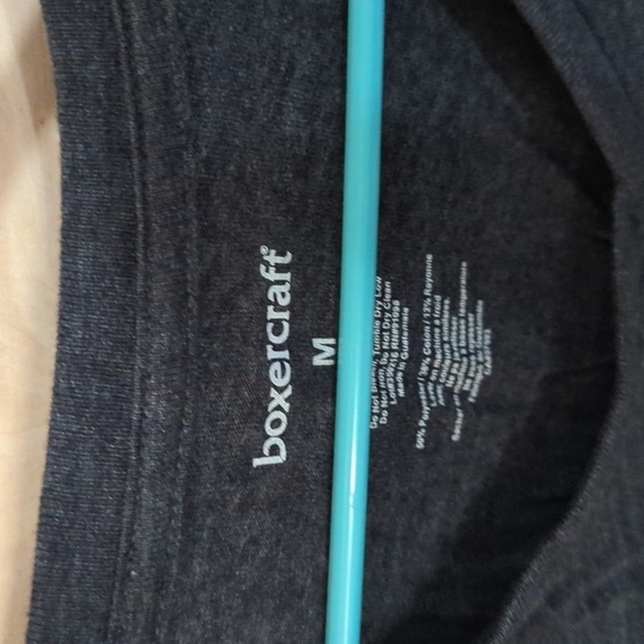 Medium best auntie ever super soft t-shirt - Picture 3 of 3